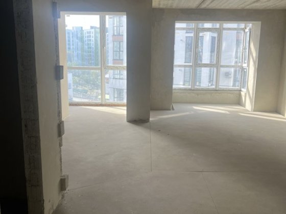 Продаж унікальної квартири в ЖК Липки, біля міського озера та парку Івано-Франківськ