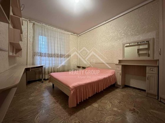 Продаж 2к сталінки 49м2, ш.Батьківщина/трен.база Кривбас Кривой Рог