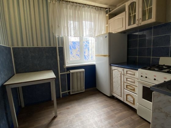 Продам 1комнатную квартиру ЮГОК