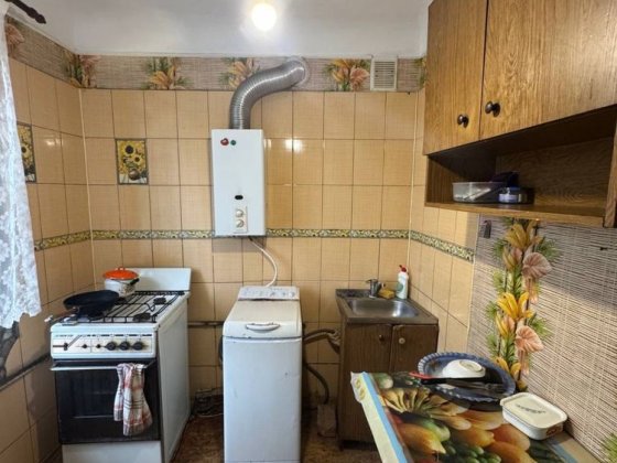 Продаж 2кім.кв. Музична, Суха Балка, 2поверх, цегляний будинок, охайно Кривой Рог