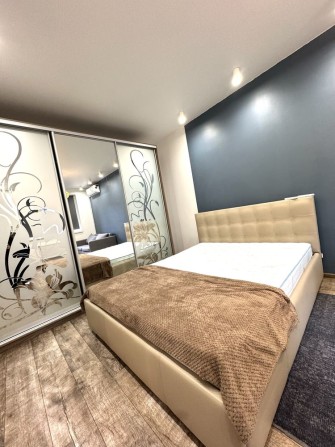 Шикарна квартира біля Центрального парку! Балкон ! Оф 2% - фото 1