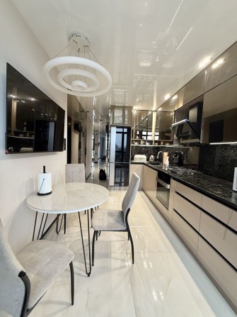 Дуже стильна 2 к.квартира в продажу ! Ірпінь! Держ.програми-так - фото 1