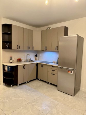 Квартира з новим ремонтом біля Набережної, мінімальне оформлення - фото 1