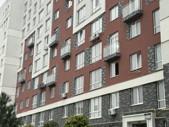 2-кімнатна квартира балконом з видом на набережну, ліс Ирпень