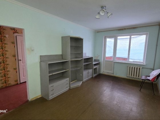 1 комн ул.И.Авраменко (Корнейчука), бульвар Вечерний,  напротив Варуса