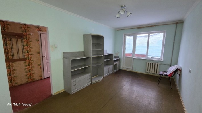 1 комн ул.И.Авраменко (Корнейчука), бульвар Вечерний,  напротив Варуса - фото 1