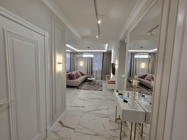 Квартира по ул. Первомайская (Великого Кобзаря), 23 в парковой зоне - фото 1