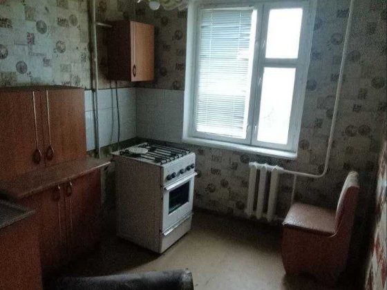 Продам 2 кімнатну квартиру на Карачунах Кривой Рог