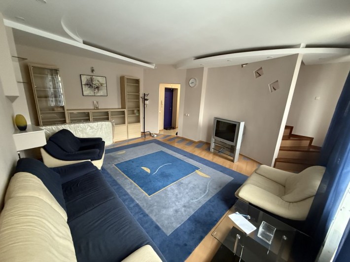 Квартира Соборності 76!Мебель,техніка,індивідуальне опалення +гараж - фото 1