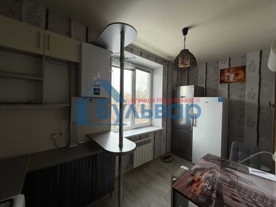 2-к сталінка з євроремонтом, котел, гараж, вул. Ватутіна Полтава