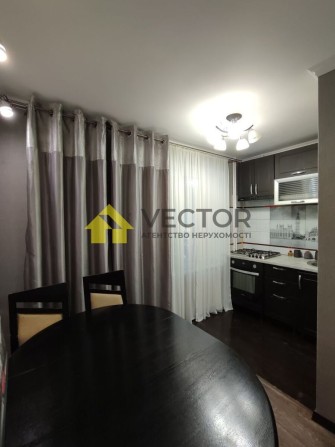 Продаж квартири з Ремонтом! 7хв до ТРЦ 'Київ' - фото 1