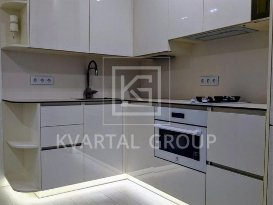 Продаю квартиру з РЕМОНТОМ на 2 поверсі. ГАРДЕРОБНА. Газ! Площа 41.1м2 Ірпінь