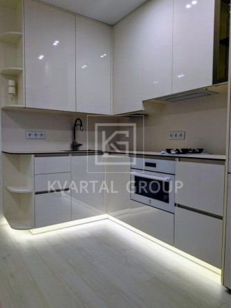 Продаю квартиру з РЕМОНТОМ на 2 поверсі. ГАРДЕРОБНА. Газ! Площа 41.1м2 - фото 1