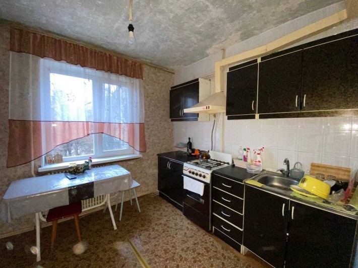 Продаётся 4‑комнатная «чешка» в районе Юбилейная, ул. Содружества - фото 1