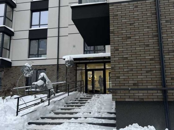 Продам 1-кімнатну квартиру з ремонтом в новобудові Ровно