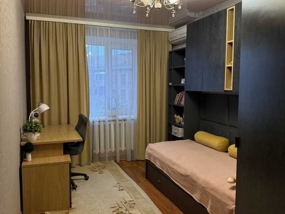 ‼️Поділ‼️ 3кк з ремонтом, 73 м², цегляна будинок, автономне опалення Полтава