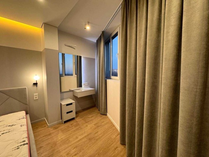 Продам 2-кімнатну квартиру з ремонтом та власною терасою. БЕЗ КОМІСІЇ - фото 1