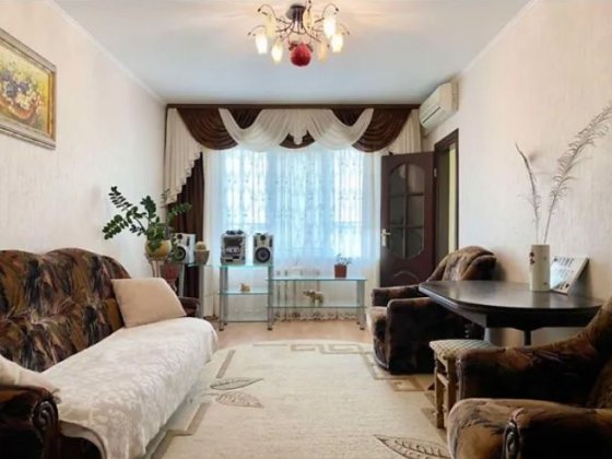 Продам класну 3к квартиру ! 12 школа ! Ровно