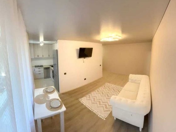 % 3-кімнатна квартира | Балкон + підвал | Центральна частина міста | Ровно