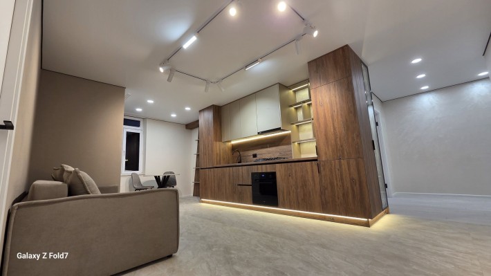 Продаж квартири з ремонтом Тернопіль 3 кімнати 80кв.м - фото 1