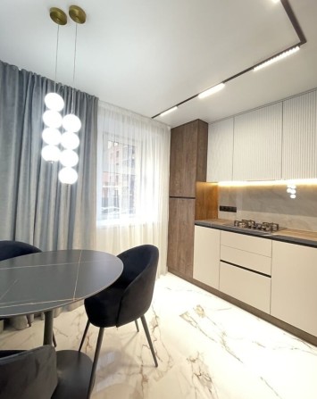 Продаємо стильну квартиру вул.Київська-Тарнавського(Площа ринок) - фото 1