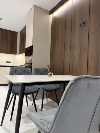 1-кімнатна дизайнерська квартира в закритому комплексі з газом! - фото 1