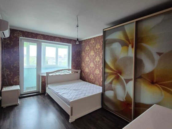 Продаж укомплектованої 3к квартири. Соборності. Восход.