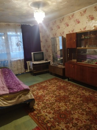 Продам 2-кімнатну квартиру, 45 м², 3 поверх - фото 1