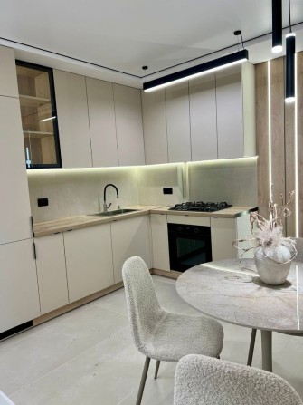 Продаж квартири вул. Київська, новобудова - фото 1