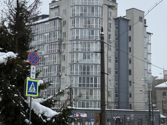 1кім квартира в центрі міста з панорамним видом Тернополь