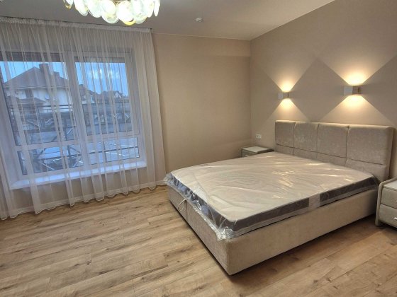 √ Продаж 1 кімнатної квартири площею 53 м.кв Рівне