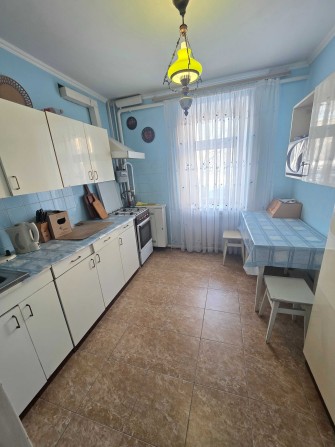 Продаж 3-кімнатної квартири 73 м²  Індивідуальне опалення - фото 1