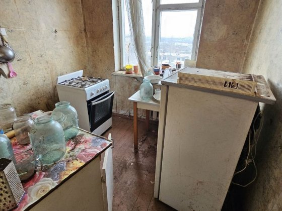 2 комн 44 квартал, ул.Армавирская (Джона Маккейна), комнаты раздельные Кривой Рог