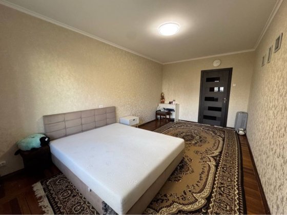 4-кімнатна простора квартира в затишному районі міста! Ровно