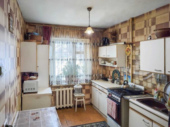 Хороша 3 кімнатна квартира в районі автовокзалу в Рівне Ровно