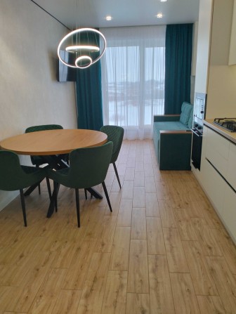 Продаж Простора 2х кімнатна квартира, ЖК На Щасливому. Власник! - фото 1