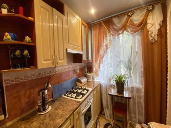 Продам 3к квартиру на Половках з ремонтом 61 кв/м на 2-му поверсі Полтава