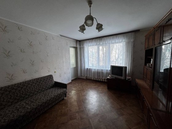 Продам  двох кімнатну квартиру на Автовокзалі Полтава