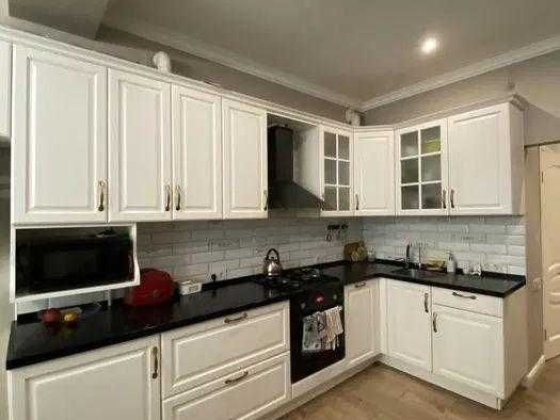 Продам трикімнатну квартиру на Леваді Полтава