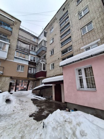 1 кім квартира  вул Лозовецька  24 кв м - фото 1