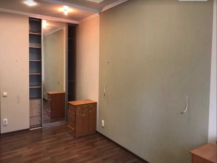 Продаж 3к квартири з ремонтом в ЦЕНТРІ міста - фото 1