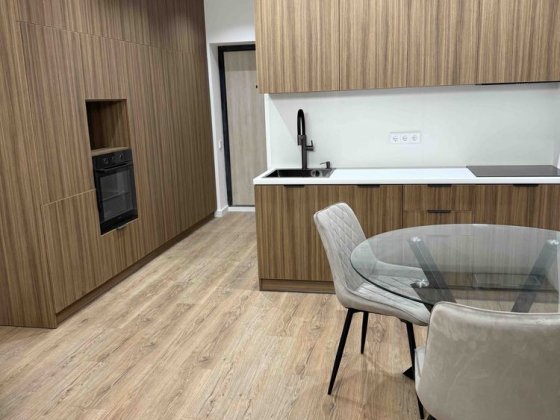 Продам квартирк з новим ремонтом! Балкон Ирпень