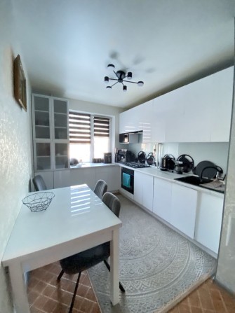 Трикімнатна квартира з ремонтом - фото 1