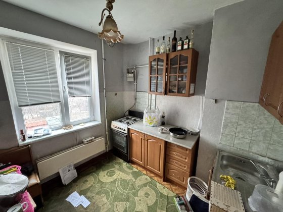 Продажа однокомнатной квартиры,  Левада . Средний этаж . Полтава