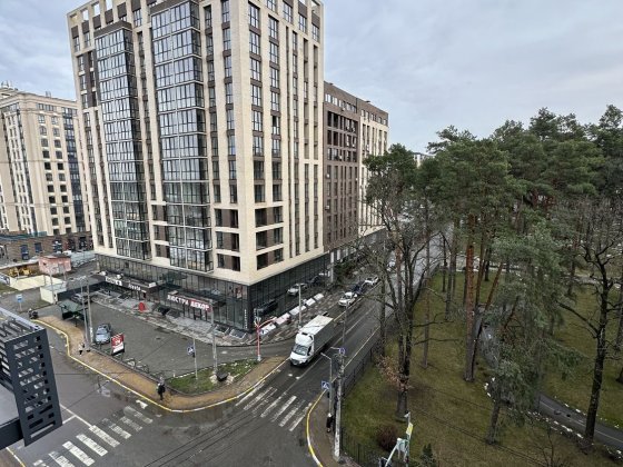 2-кімнатна квартира з видом на парк, центр Ірпеня Ирпень