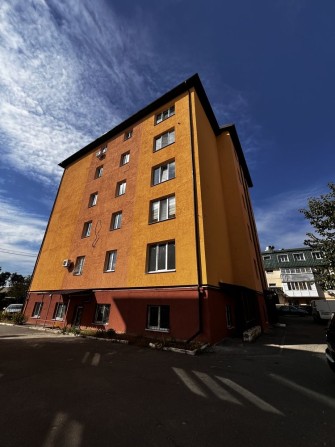 Простора 2к квартира на газу! 2%податків - фото 1