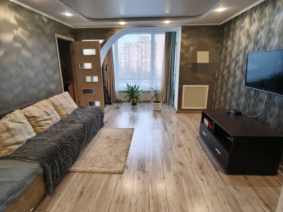 Продам квартиру за готівку в цегляному будинку вул.Харківська Суми