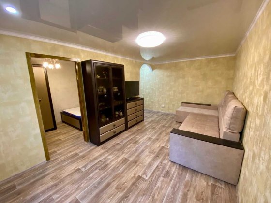 Продаж 2-к ремонт 173 квартал Едуарда Фукса (Тухачевського) Кривой Рог