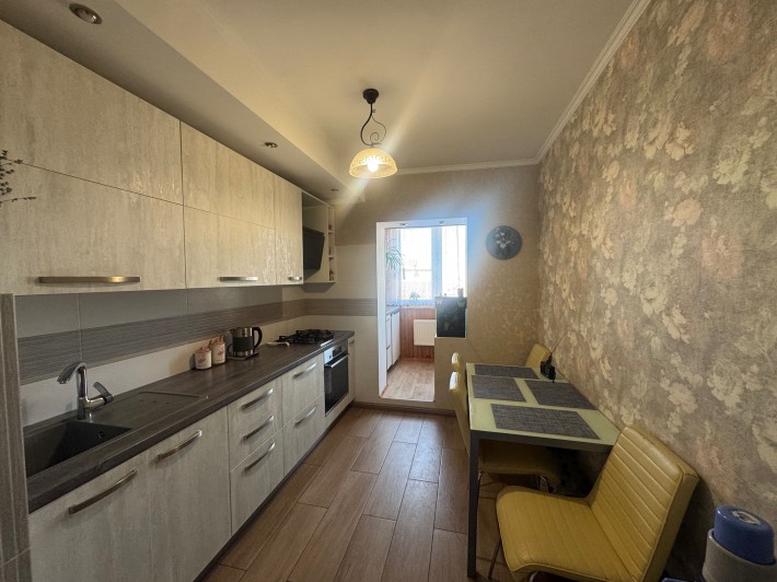 Продаж укомплектованої 3к квартири з автономним-газовим опаленням! - фото 1