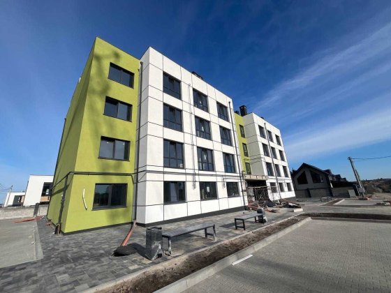 1 кімн. квартира в новобудові (вул Масив Осінній. Район Льонокомбінат) Ровно